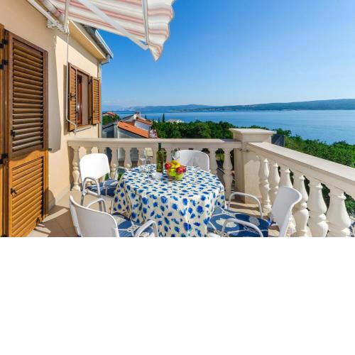Two-Bedroom Apartment Crikvenica 5