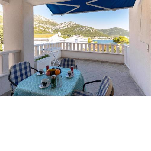 Two-Bedroom Apartment in Klek