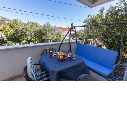 Two-Bedroom Apartment in Ploce