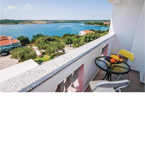 Two-Bedroom Apartment in Posedarje