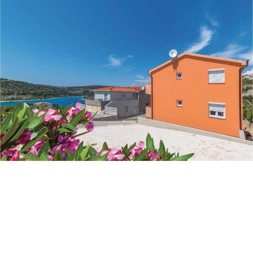 Two-Bedroom Apartment in Sevid