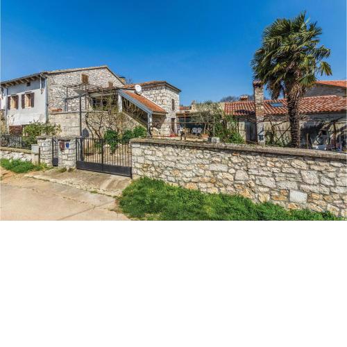 Two-Bedroom Apartment in Vrsar