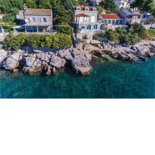 Two-Bedroom Holiday Home in Dubrovnik