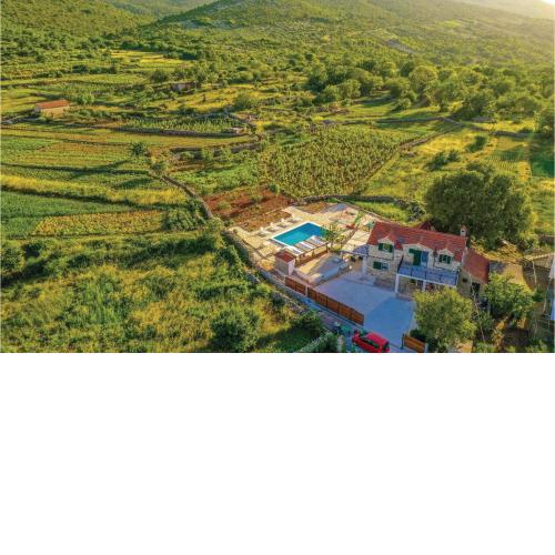 Two-Bedroom Holiday Home in Ljubitovica
