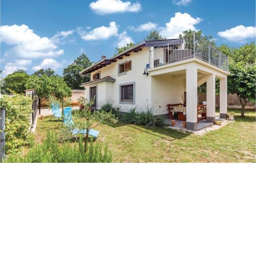 Two-Bedroom Holiday Home in Medulin