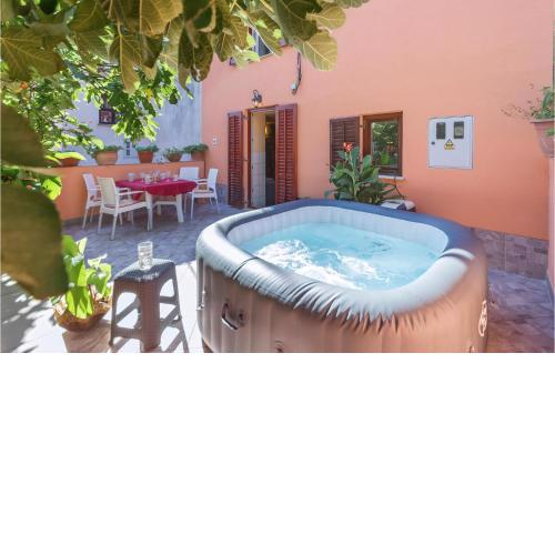 Two-Bedroom Holiday Home in Pula