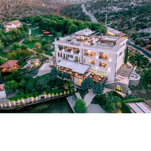 Veladrion Resort