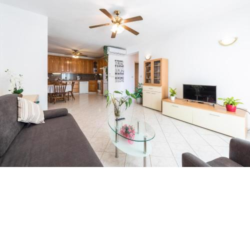 View Port Apartment