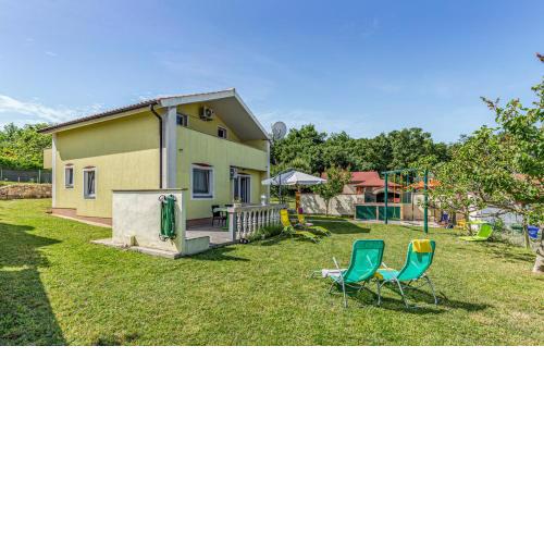 Vila LEILA