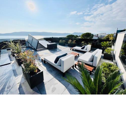 Vila Maxi 5*, 5 Guests, Pool, Rooftop patio, Seaview