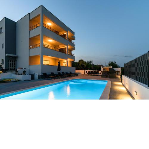 Villa Apartment AA 2