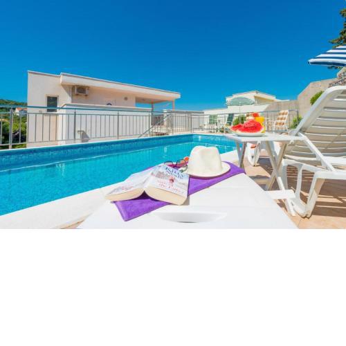 Villa Borna Apartments