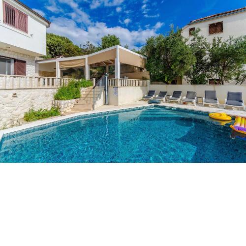 Villa Damjan