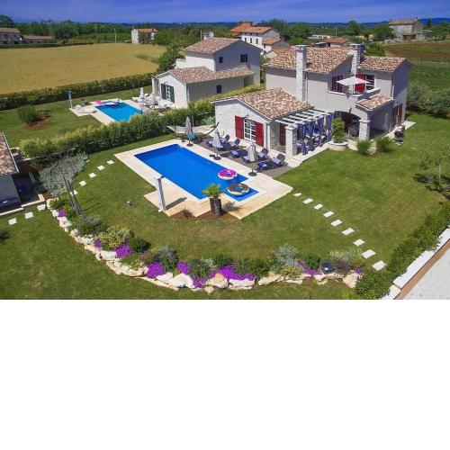 Villa Emily