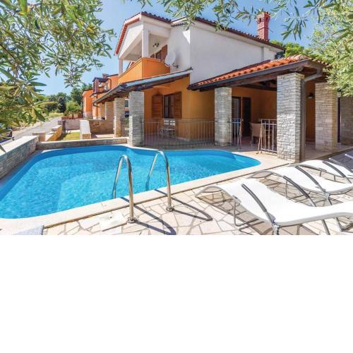 Villa Family