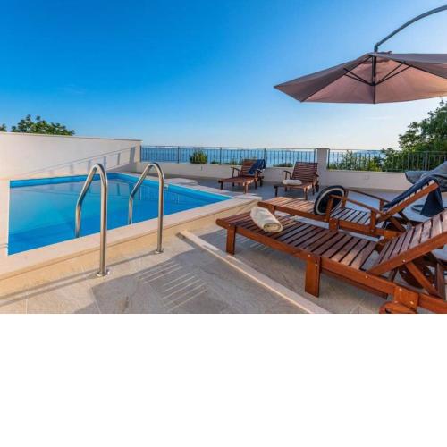 Villa Gabriel - Makarska - with Seaview, Pool, Sauna, Whirlpool, Gym