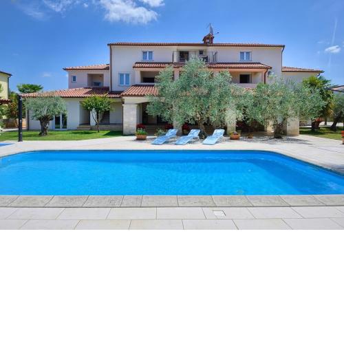 Villa Hope - Apartments with Shared Pool