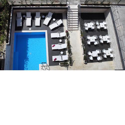 Villa M