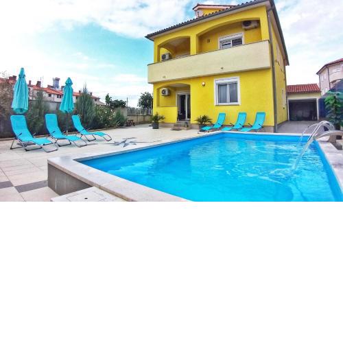 Villa Mary Lou