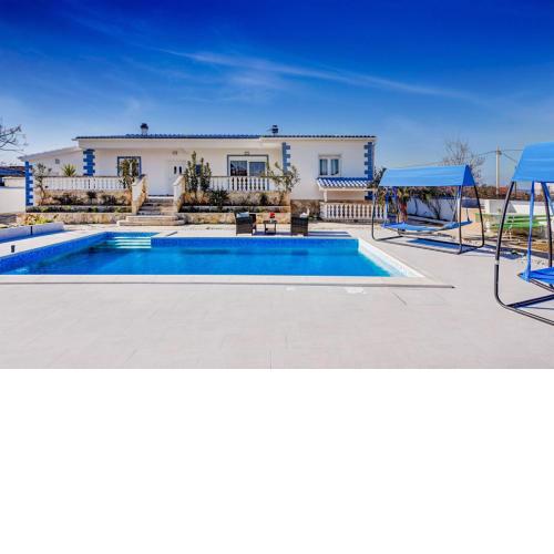 Villa Mateo
