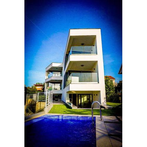 Villa Mirno More Apartments