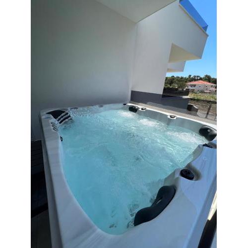 Villa Miss Sunshine with private jacuzzi