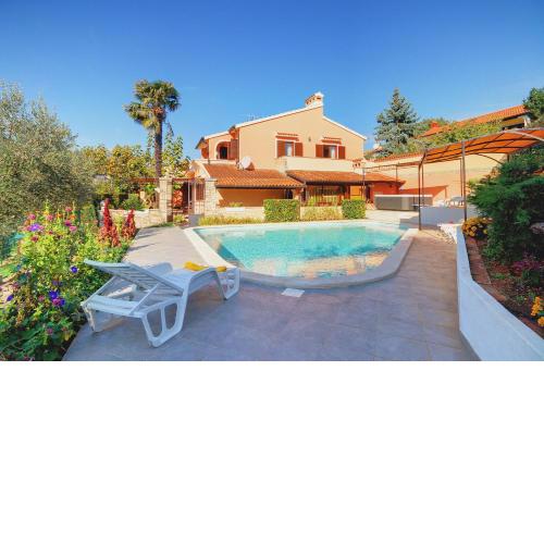 Villa Nicole