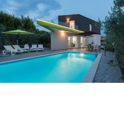 Villa Nika
