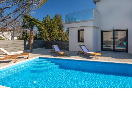 Villa NINA