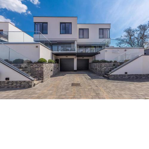 Villa OBZOVA with private pool