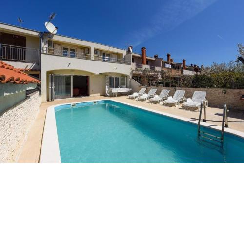 Villa Origana with 4 bedrooms, pool & grill