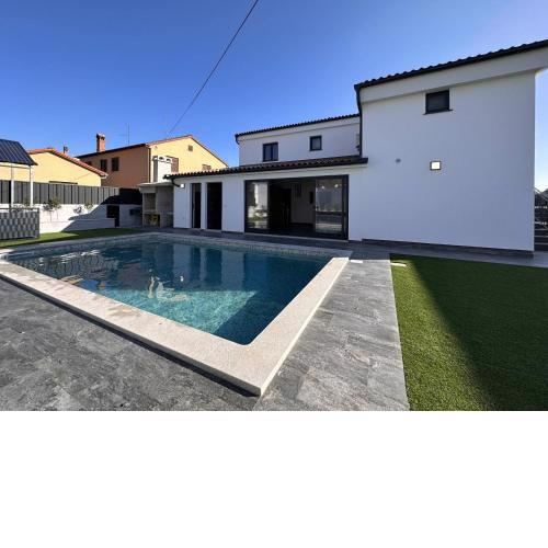 Villa Paradise