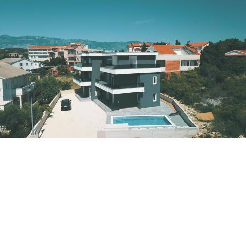 Villa Pool Ana