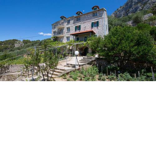 Villa Radalj