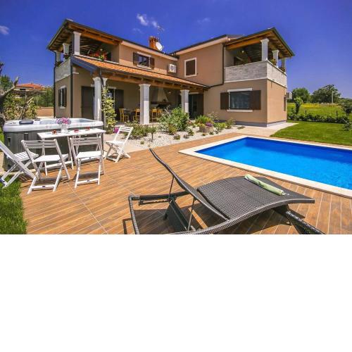 Villa Roža