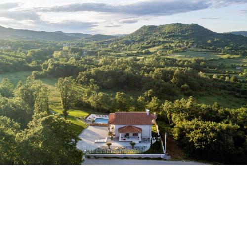 Villa Santa Cruz in Oršanići - Haus für 10 Personen