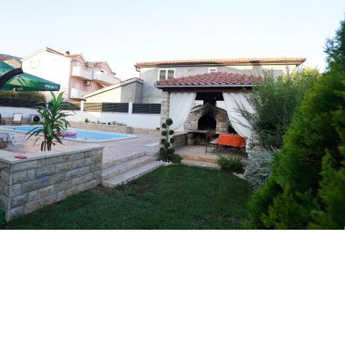 Villa TaGo with brand new pool