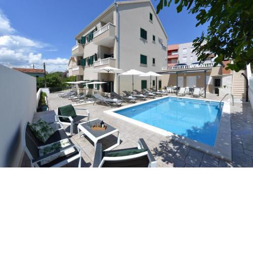 Villa Tećo - Modern apartments with sea view