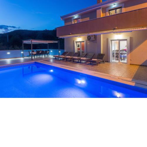Villa Tomic