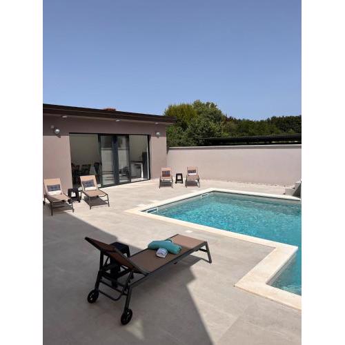 Villa Vida, Medulin - Bazen i jacuzzi