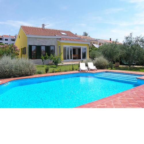 Villa Yellow House