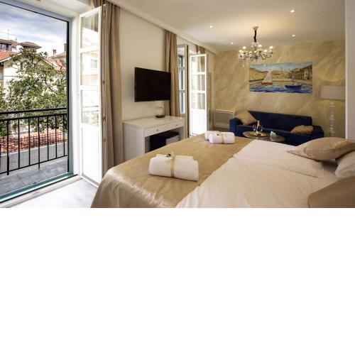 Well Of Life Luxury Rooms