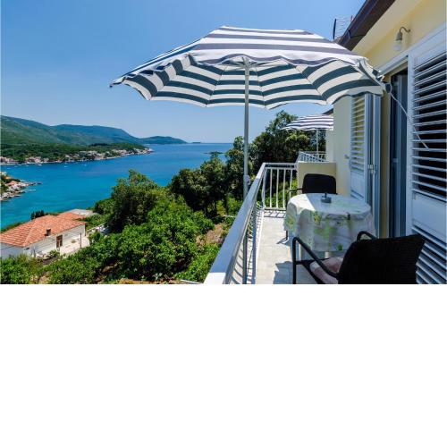 Apartment Gruda with Sea View 02