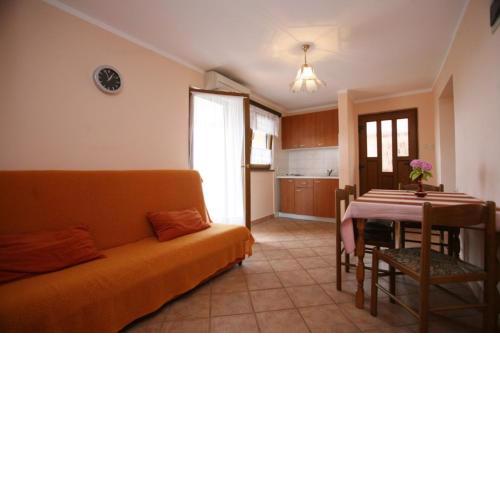 Apartment in Porec with Balcony, Air conditioning, Wi-Fi (3794-4)