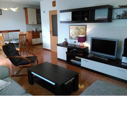 Apartment Kastela Visit