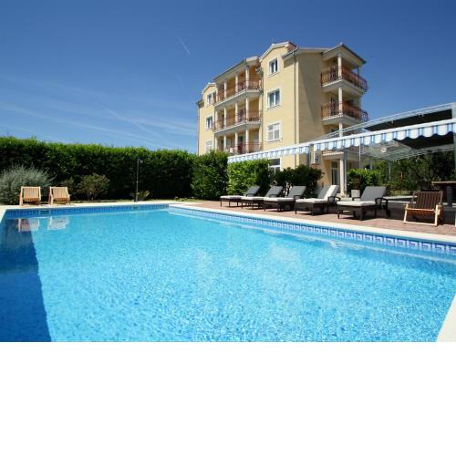 Apartment Mare-2
