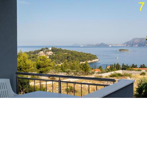 Apartment with stunning view!