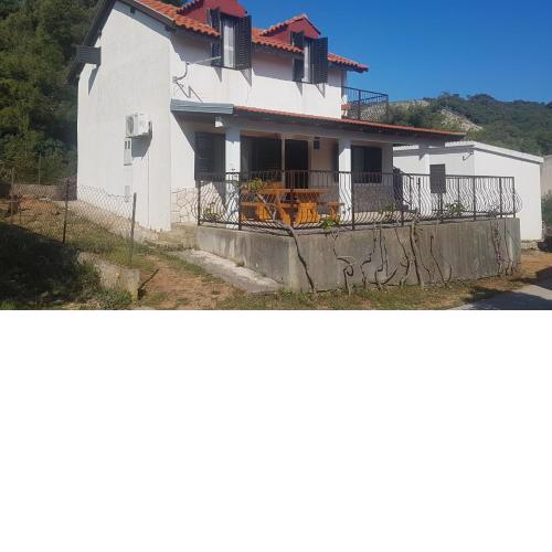 Apartments Branko-with parking