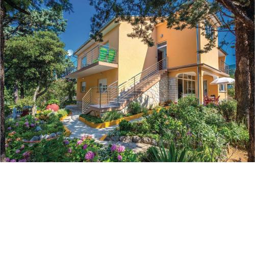 Awesome apartment in Jadranovo with 2 Bedrooms and WiFi