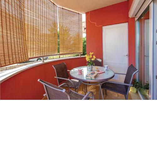 Awesome apartment in Viskovo with 1 Bedrooms and WiFi